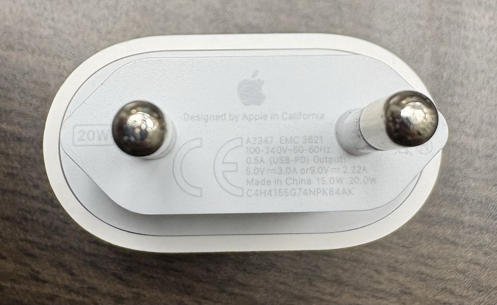 Зарядно Apple 20W