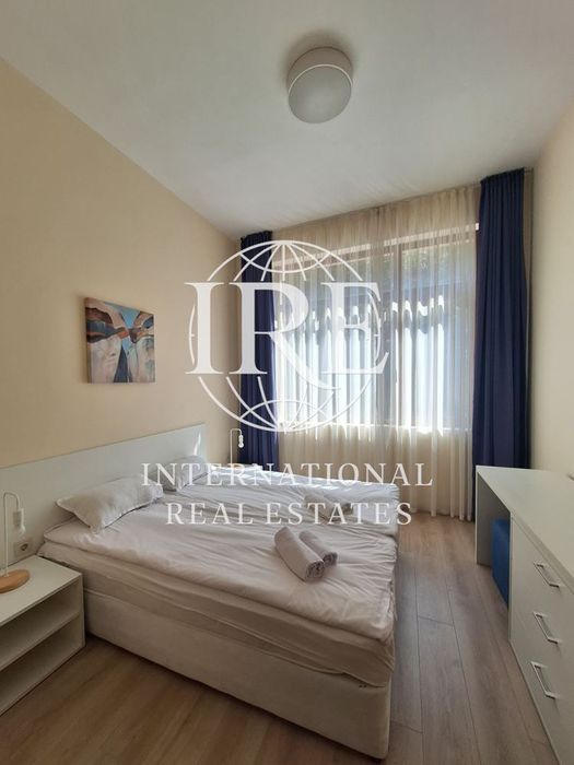 Продава се Тристаен апартамент в Варна, Аспарухово - 128 кв.м за 813 €/кв.м - Снимка #6