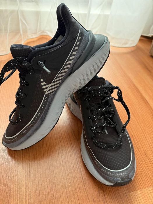 Оригинални дамски маратонки Nike