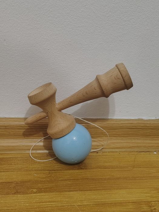 Kendama sweets ca noua