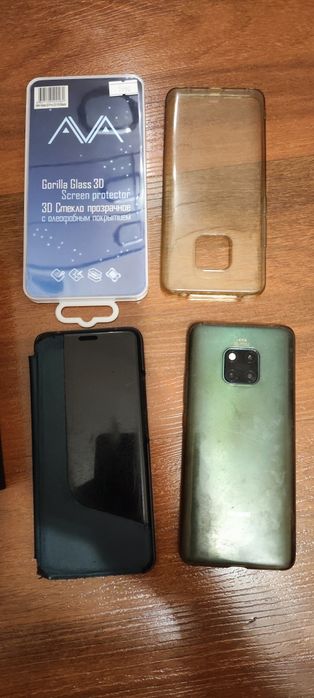 Чехлы на Huawei Mate 20 Pro
