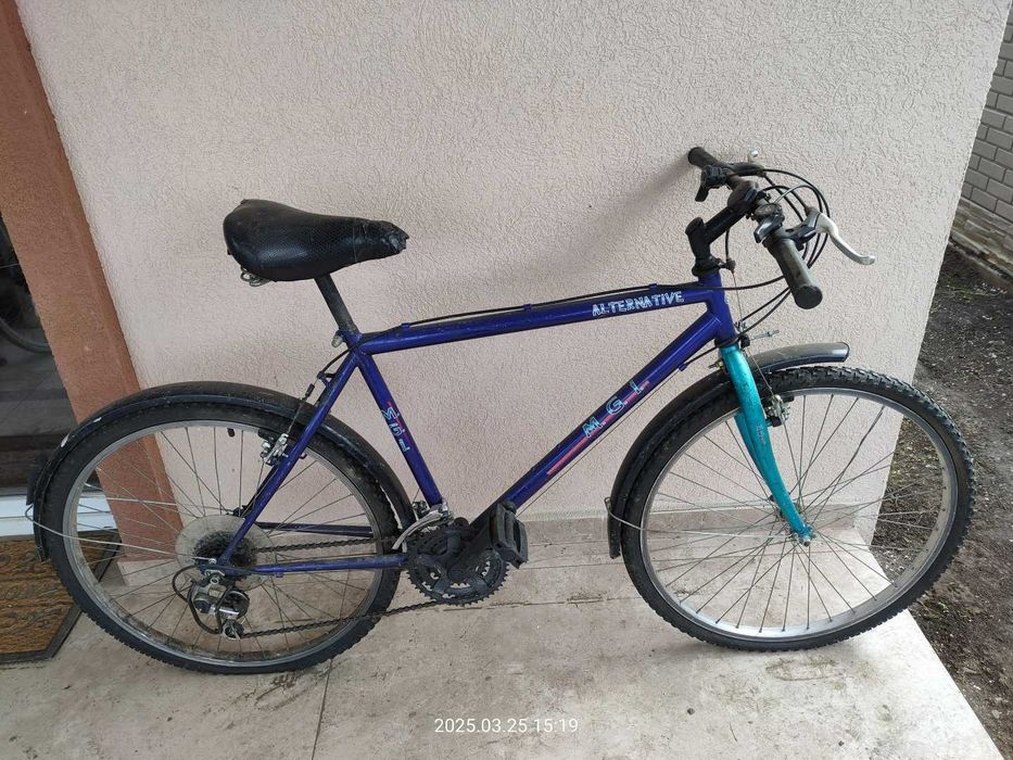 Bicicleta MGI Alternative 26 inch marime medie 48 cm 18 viteze roti