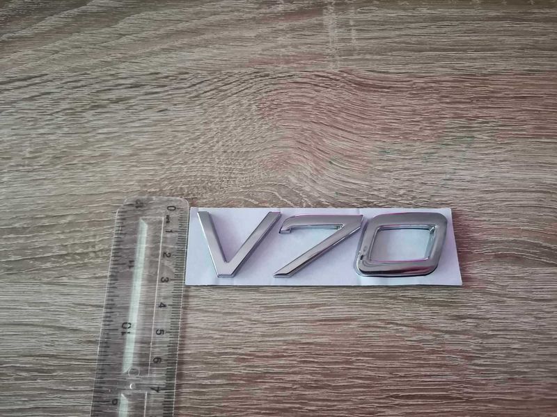 Волво Volvo V70 сребриста емблема лого