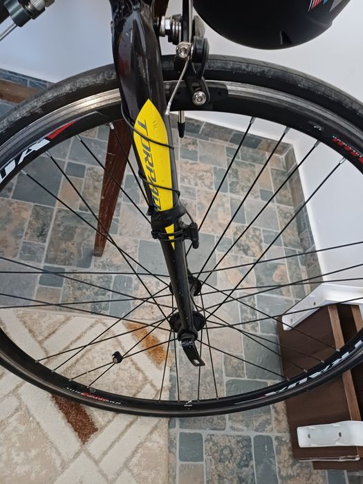 Vând sau  schimb curierat