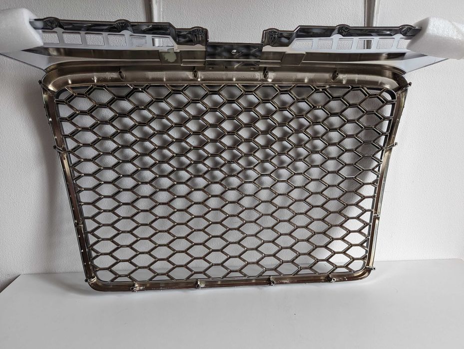 Решетка Ауди А3 8П пчелна пита S LINE черна хром Audi A3 8P 04-08