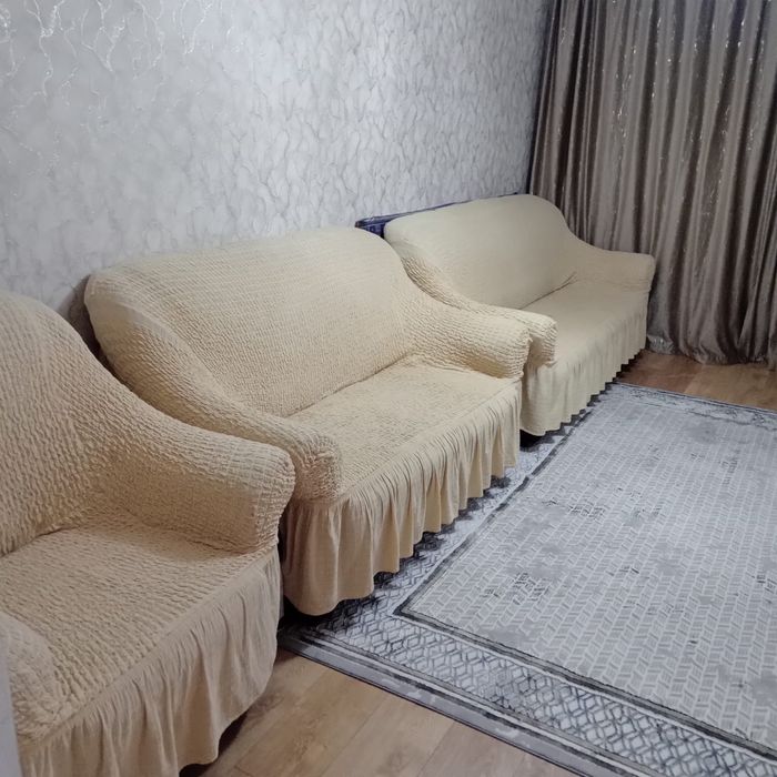 мягкой мебели — диван-тройка