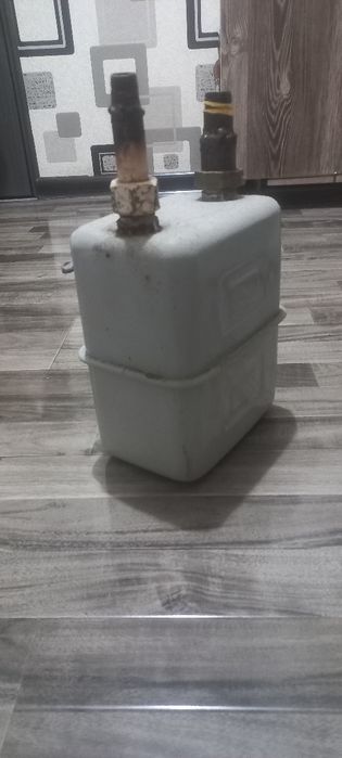 Продаётся газовый счетчик б/у