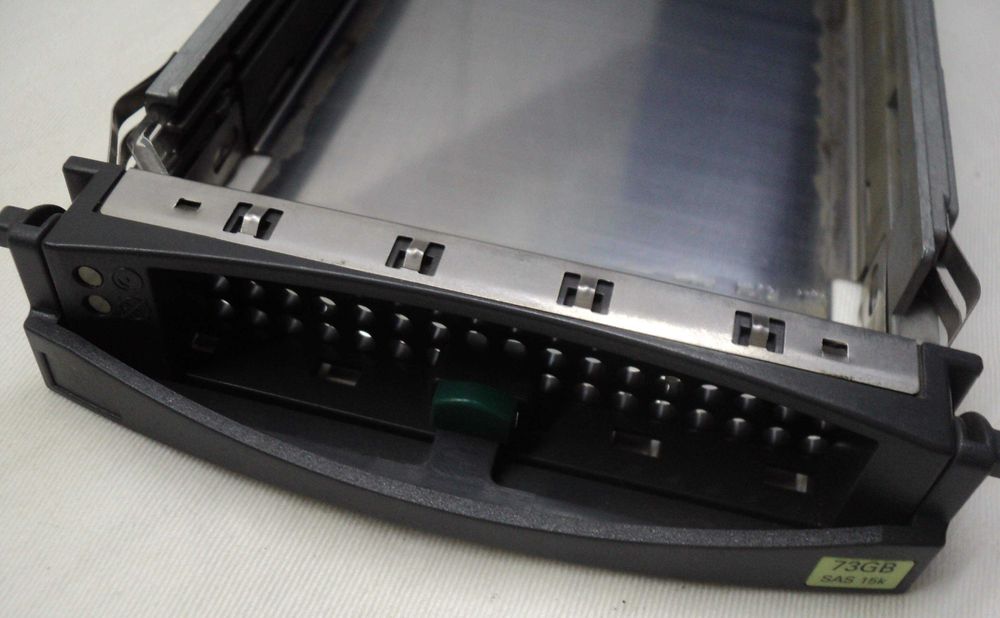 Hard Disk Server SAS Seagate Cheetah 15K.5 Model ST373455SS