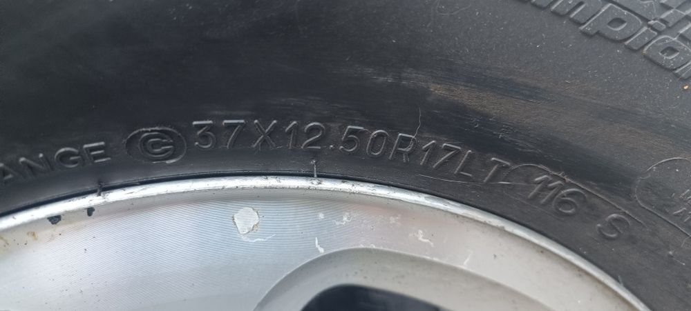 BFGoodrich 37"*12,5*17"