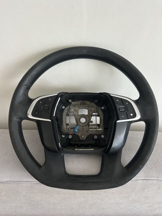 Волан от Ситроен C 4 2013г