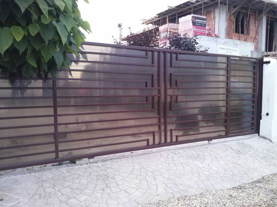 Garduri porti teava patrata si rotunda fier forjat model jaluzea modele decupate laser confectii din Wpc