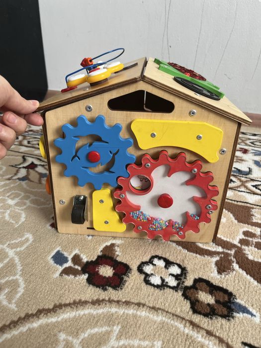 Продам бизиборд