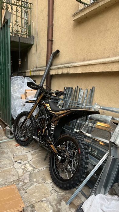 surron ultra bee 2025