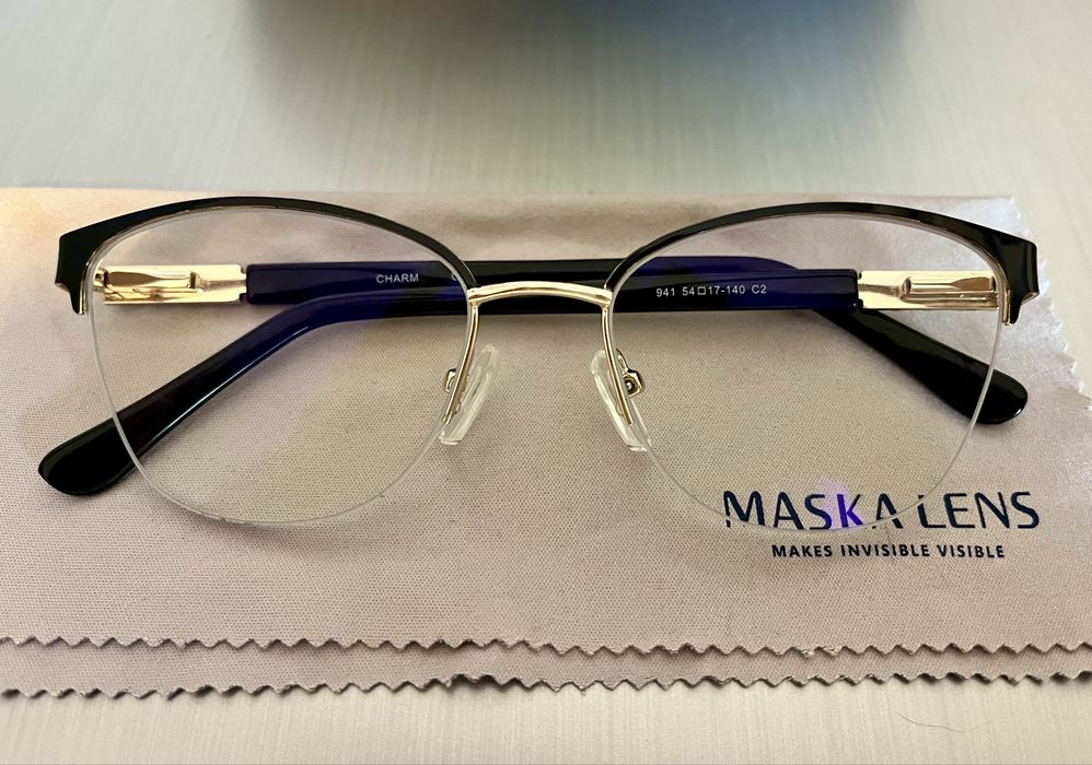 Очила за компютър и четене без диоптър, със защитен филтър