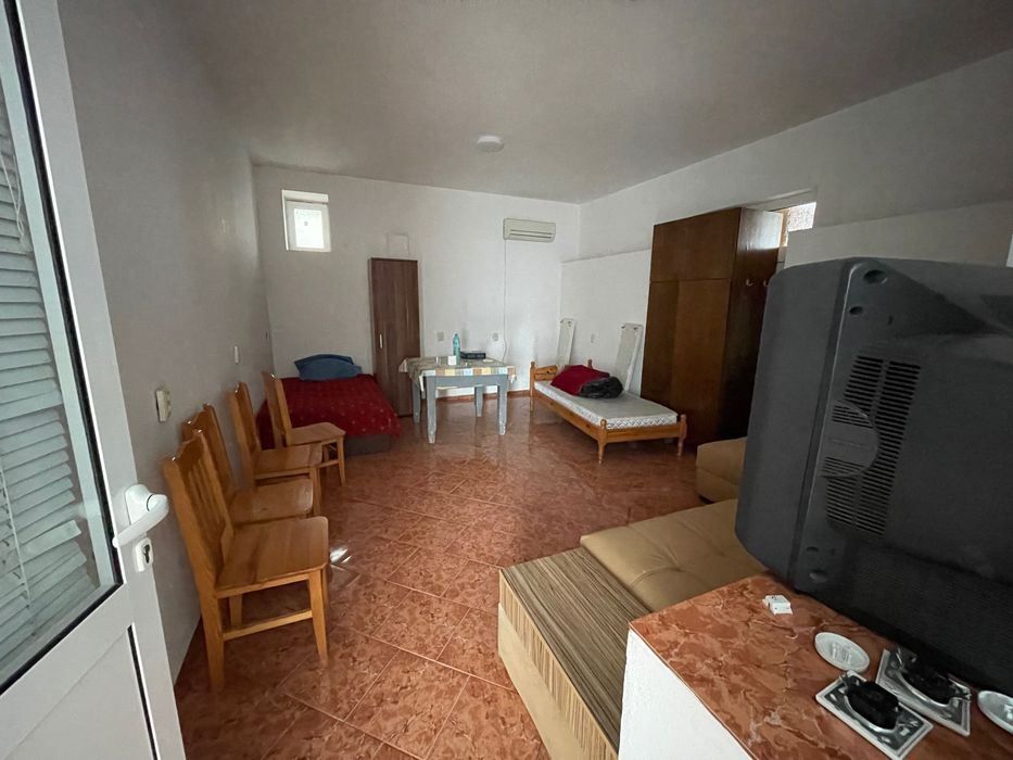 Продава се Къща в Каварна - 410 кв.м за 610 €/кв.м - Снимка #13