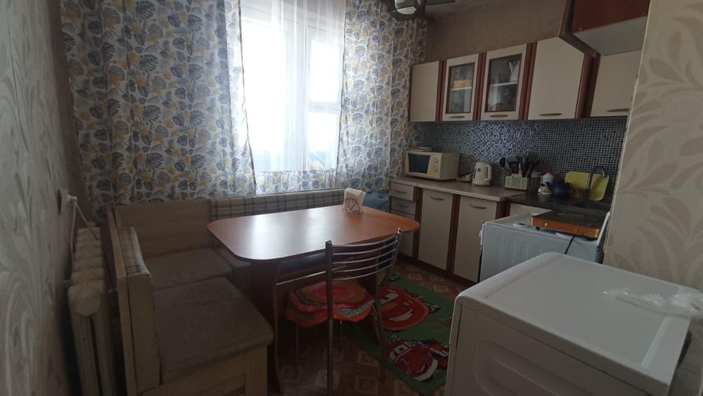 Продам 1 к в центре 9/9