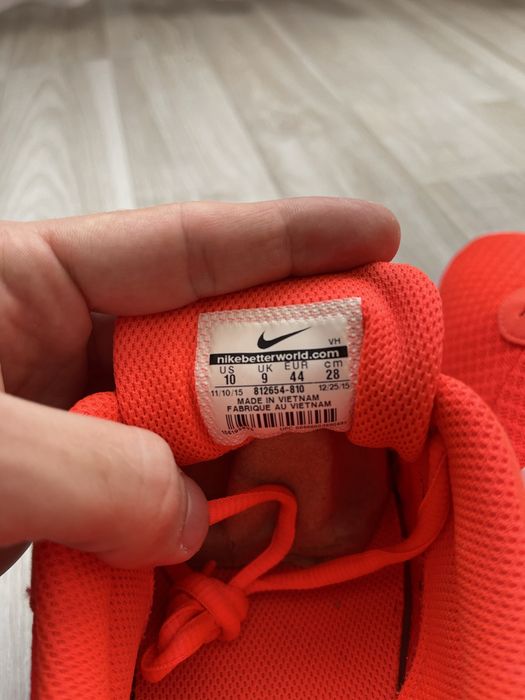 Маратонки nike 44