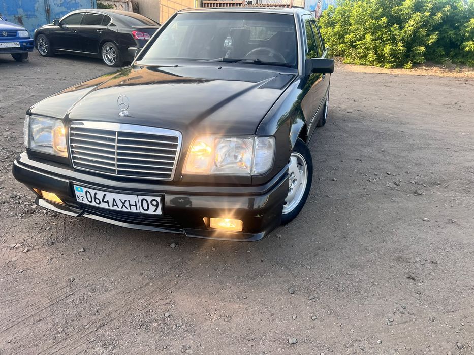 Продам Мерседес 124