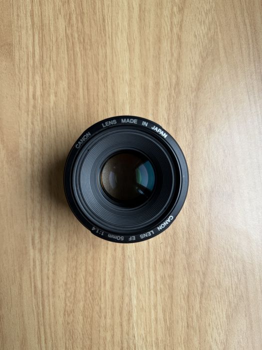 Canon EF 50mm/1.4 USM