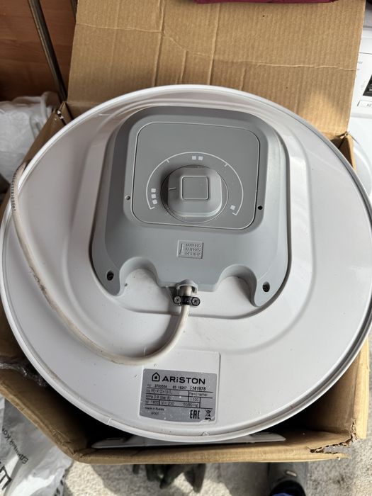 Продается бойлер аристон!