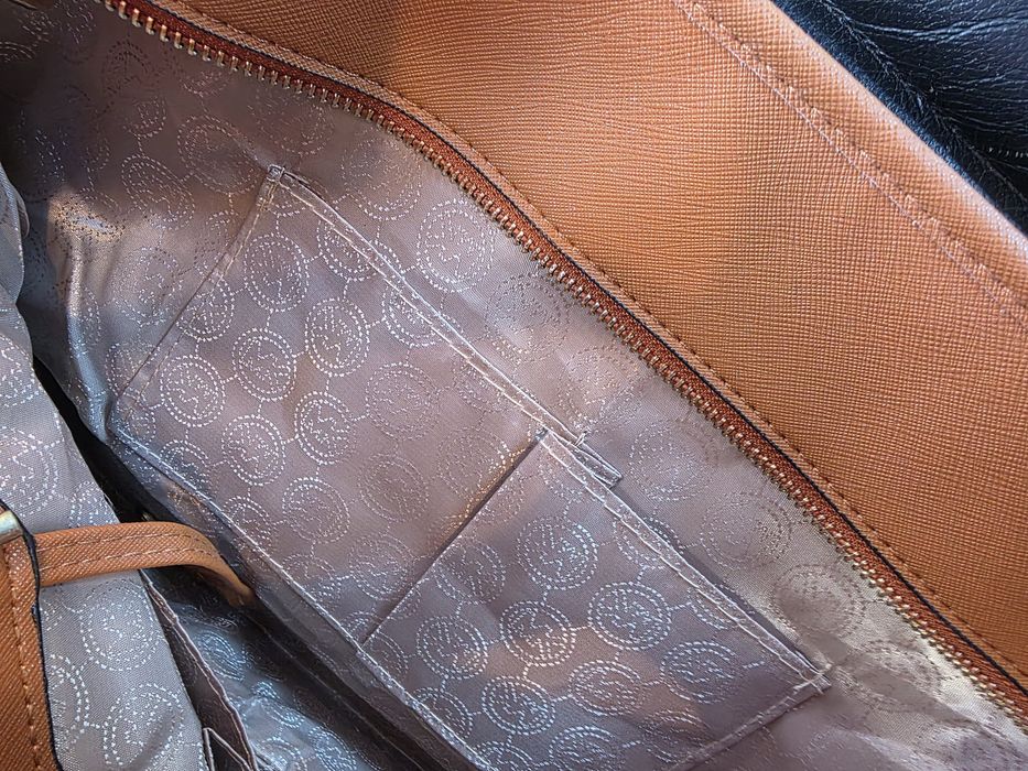 Дамска чанта Michael Kors