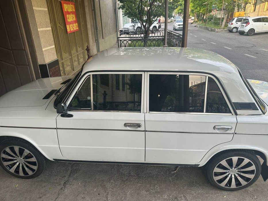 автомобиль ваз 2106