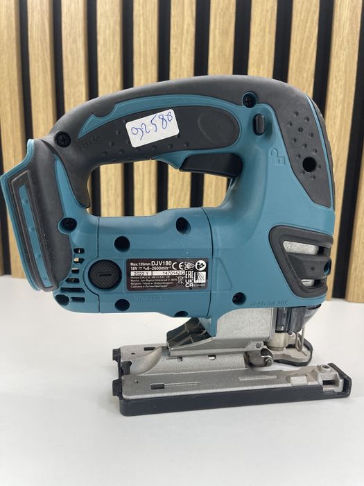 Fierastrau Pendular Makita Djv180 / FACTURA/GARANTIE #57959
