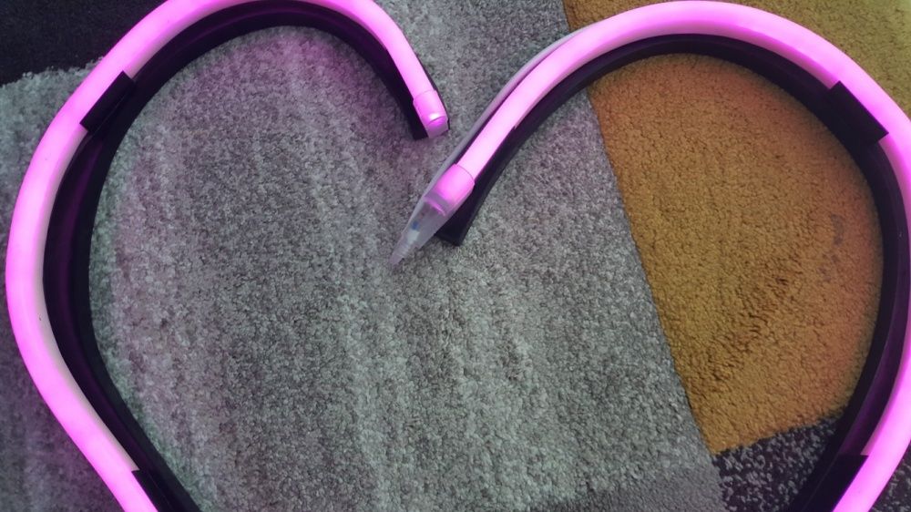 Inima iluminata electric