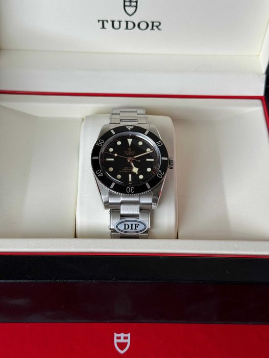 Tudor Black Bay 58 – 39 mm si Black Bay 54 – 37 mm