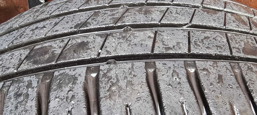 4 броя оригинални алуминиеви джанти за Škoda + летни гуми BFGoodrich, 16 цола