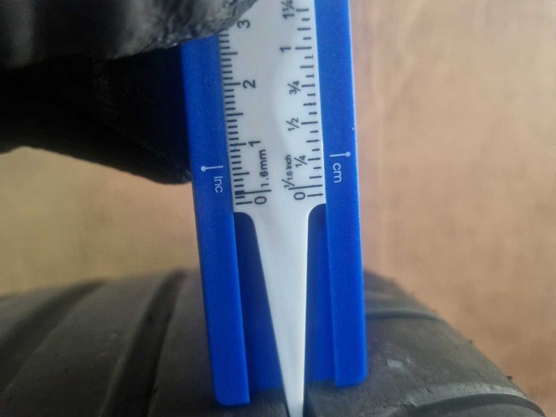 2 Michelin R18 225/40
летни гуми
DOT5020