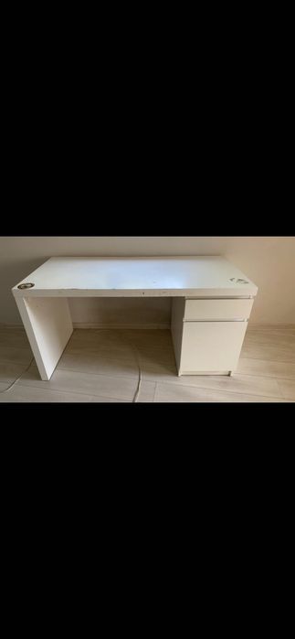 Стол и Бюро използвани-35€