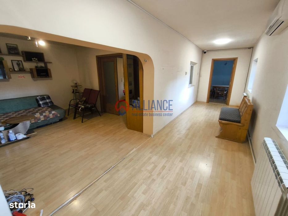 Casă 5 camere, ICIL, curte pavată, 2 parcări