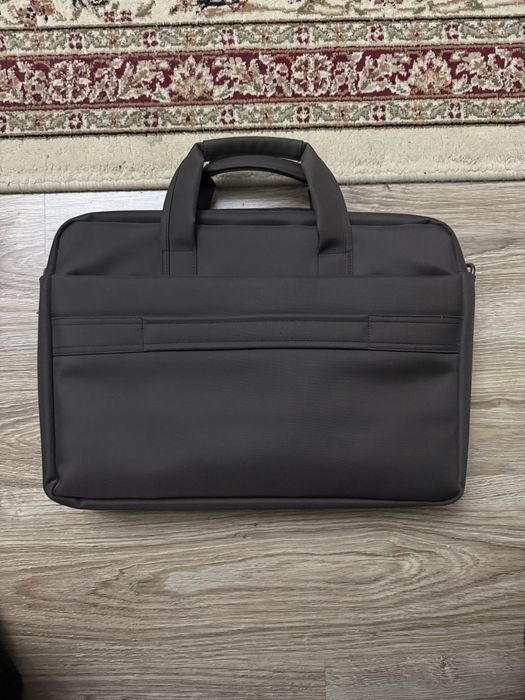 Сумка для ноубука удобная