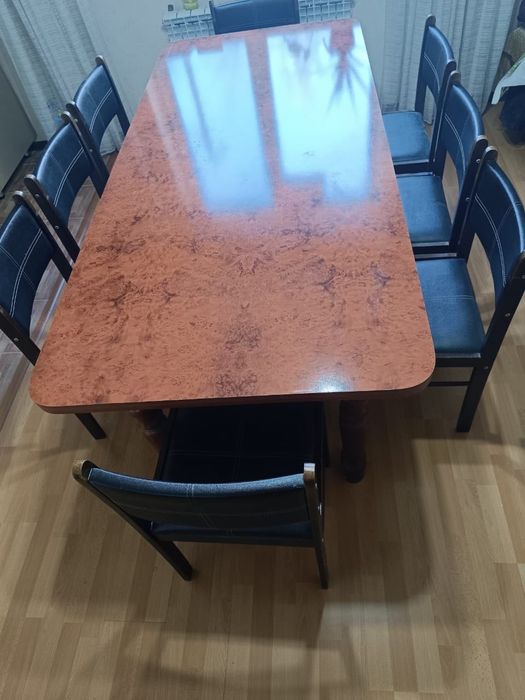 Продам стол в отличном состоянии