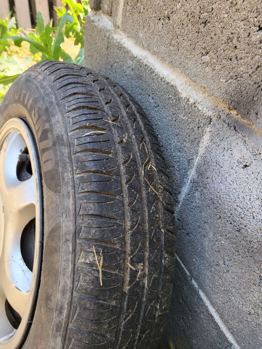 четири гуми с джанти  13 за Ford