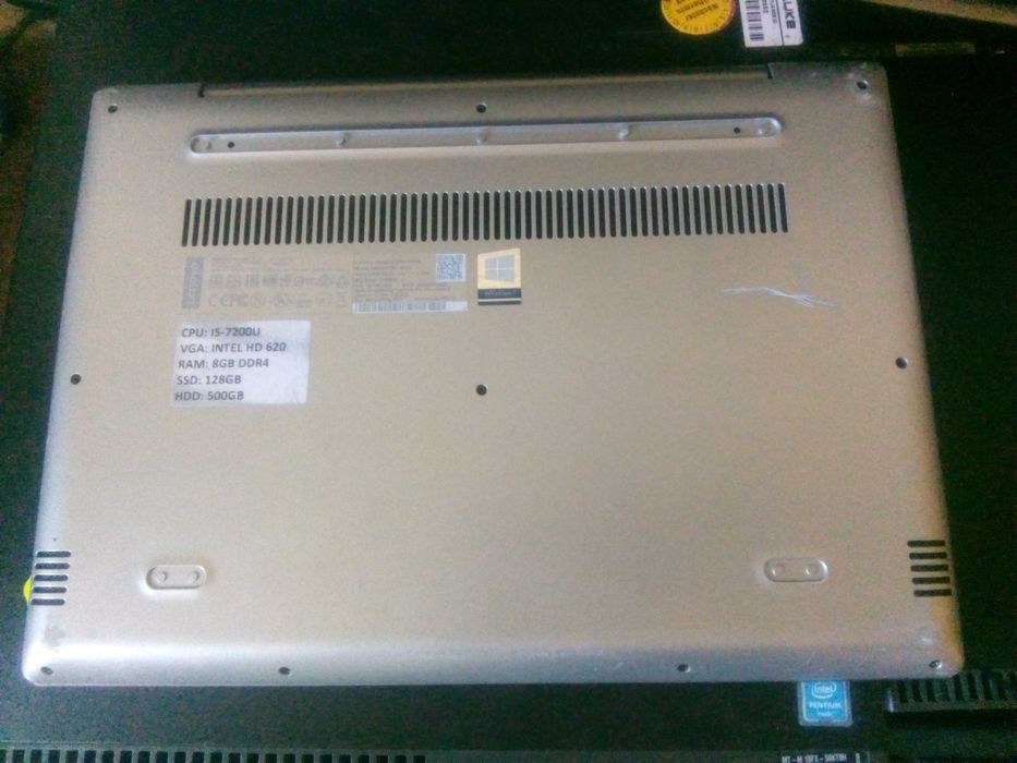 Laptop Lenovo IdeaPad 320, i5-7200U, 14" Full HD.
