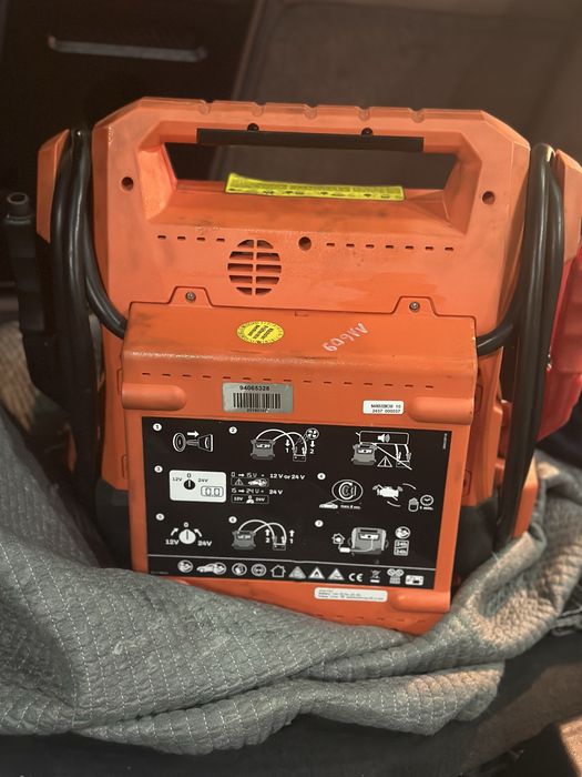 Мобилно стартерно устройство BERNER Uni 12/24 V. Бустер