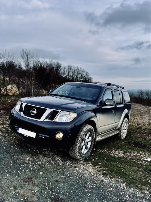 Vand Nissan Pathfinder R51 Facelift 190CP 7locuri