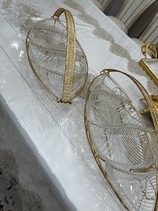 Столовая посуда для гостей