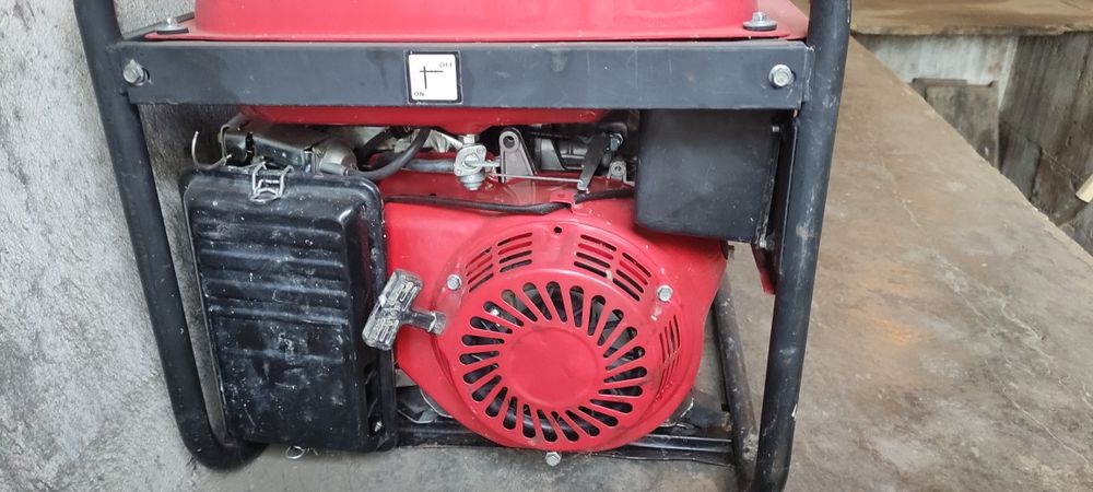 Бензинов генератор за ток Raider RD-GG03, 5kW