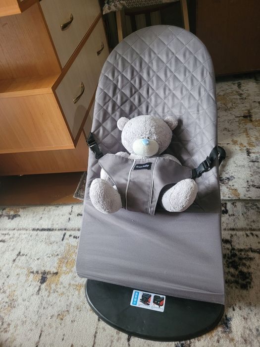 Продам шезлонг детский