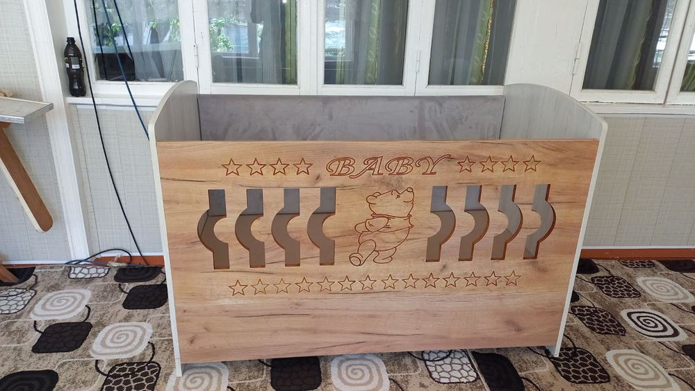 Большая и уютная кроватка