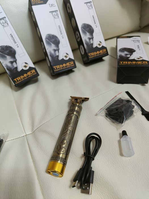 Mașină de tuns ras contur barba / Model Retro Metalica