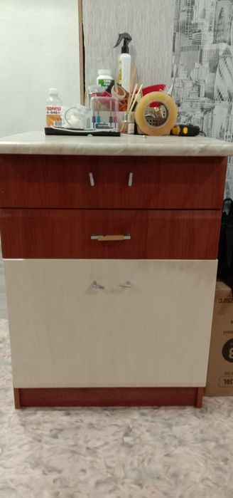 Продам тумбу б/у