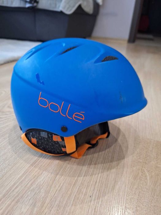 Детска ски каска Bolle размер M 53-58 см и ски очила QuickSilver