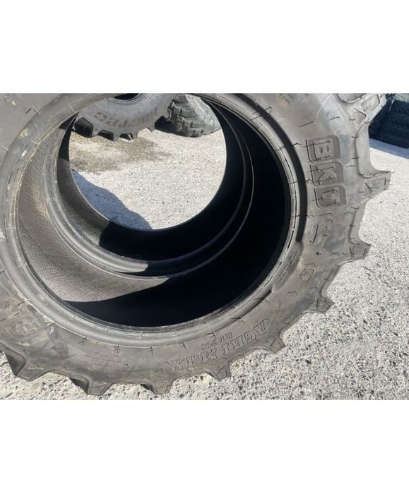 300/70 r20 bkt agrimax rt765 120a8/b tl 3007020  Cauciucuri tractor, Fiat, Case, Fendt, John Deere, New Holland, Massey Ferguson, UTB   Cauciucuri tra