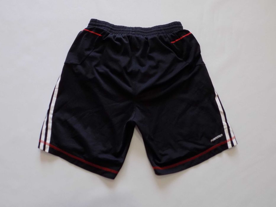 къси панталони adidas bayern шорти гащета футболни мъжки оригинал S/М
