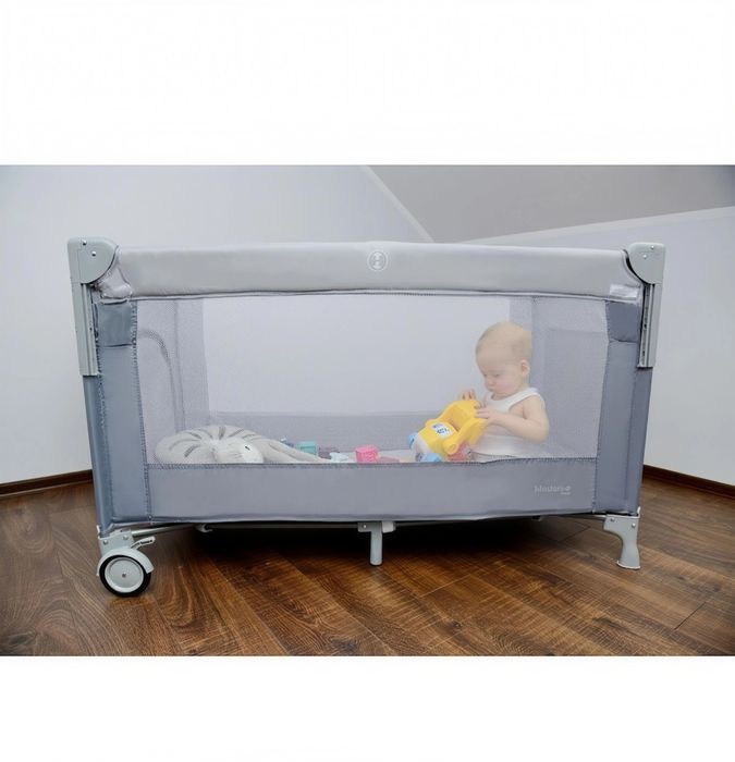 Сгъваема кошара на две нива