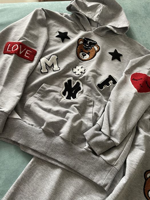 Сив спортен комплект